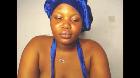 Snapshot of slimy_cunt chatting on 10.14.25 Jemila online show from 10.14.25