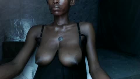 Snapshot of slimzyx chatting on 09.15.25 slimzyx online show from 09.15.25