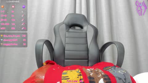 Snapshot of slut_milf4u chatting on 01.09.25 Paola online show from 01.09.25