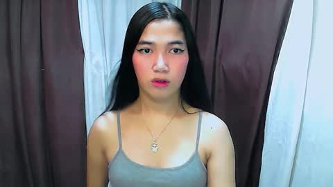 Snapshot of slutty_gretha chatting on 10.05.25 Gretha online show from 10.05.25