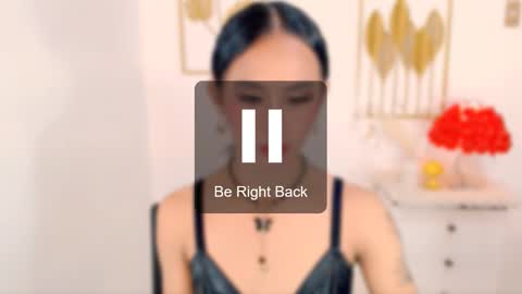 Snapshot of slutty_vanna chatting on 02.25.25 mia online show from 02.25.25