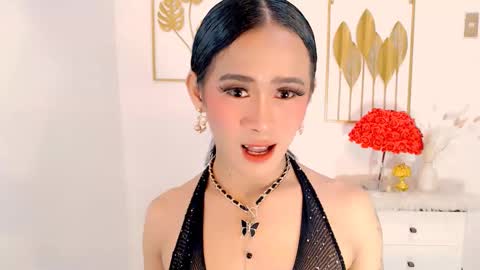 Snapshot of slutty_vanna chatting on 03.03.25 mia online show from 03.03.25