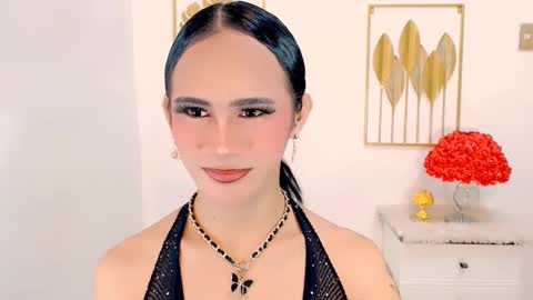 Snapshot of slutty_vanna chatting on 03.04.25 mia online show from 03.04.25