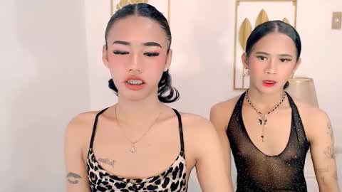 Snapshot of slutty_vanna chatting on 03.10.25 mia online show from 03.10.25