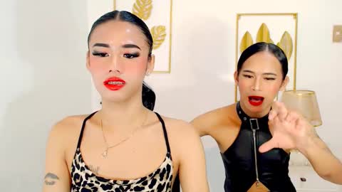 Snapshot of slutty_vanna chatting on 03.11.25 mia online show from 03.11.25