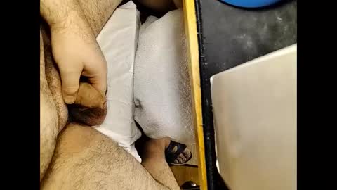 Snapshot of small_1986 chatting on 01.29.25 transmisin gratuita bajo demanda  free broadcast on demand online show from 01.29.25