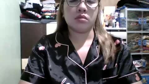 Snapshot of small_boobs59 chatting on 02.03.25 Lovewella online show from 02.03.25