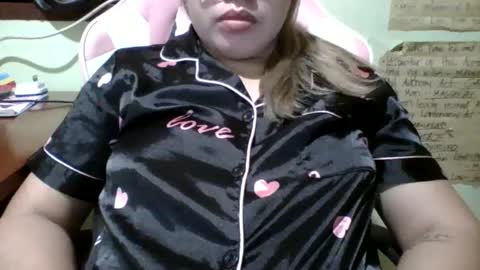 Snapshot of small_boobs59 chatting on 03.05.25 Lovewella online show from 03.05.25