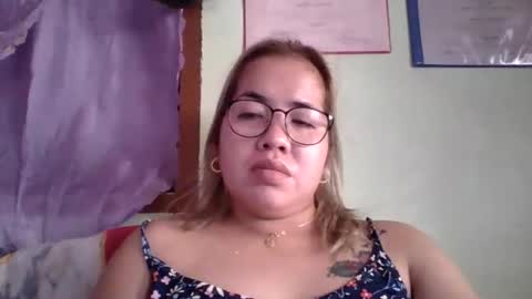 Snapshot of small_boobs59 chatting on 09.21.25 Lovewella online show from 09.21.25