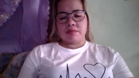 Snapshot of small_boobs59 chatting on 09.26.25 Lovewella online show from 09.26.25