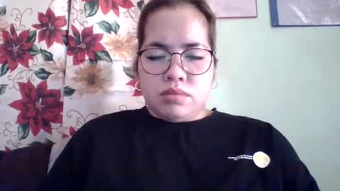 Snapshot of small_boobs59 chatting on 10.28.25 Lovewella online show from 10.28.25