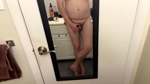 Snapshot of smalldick0324 chatting on 10.18.25 smalldick0324 online show from 10.18.25