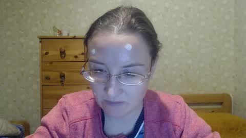 Snapshot of smart_rose chatting on 01.05.25 smart_rose online show from 01.05.25