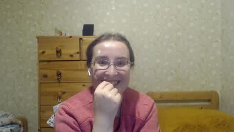 Snapshot of smart_rose chatting on 01.09.25 smart_rose online show from 01.09.25