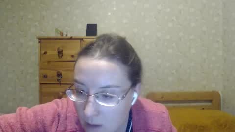 Snapshot of smart_rose chatting on 01.11.25 smart_rose online show from 01.11.25