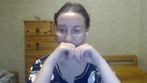 Snapshot of smart_rose chatting on 01.14.25 smart_rose online show from 01.14.25