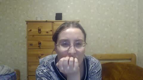 Snapshot of smart_rose chatting on 02.08.25 smart_rose online show from 02.08.25