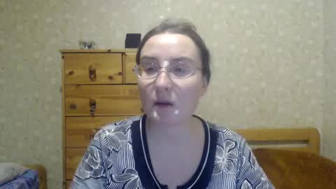 Snapshot of smart_rose chatting on 02.09.25 smart_rose online show from 02.09.25