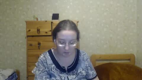 Snapshot of smart_rose chatting on 02.10.25 smart_rose online show from 02.10.25