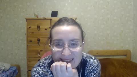 Snapshot of smart_rose chatting on 02.11.25 smart_rose online show from 02.11.25