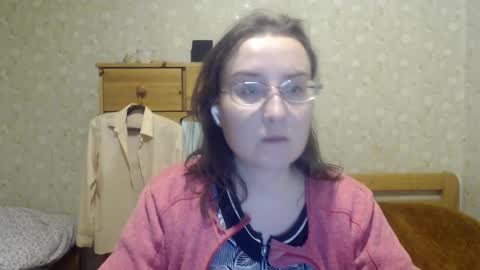 Snapshot of smart_rose chatting on 03.05.25 smart_rose online show from 03.05.25