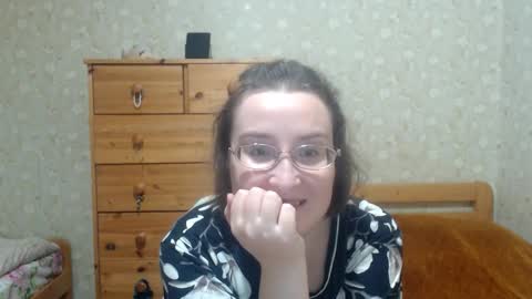 Snapshot of smart_rose chatting on 10.05.25 smart_rose online show from 10.05.25