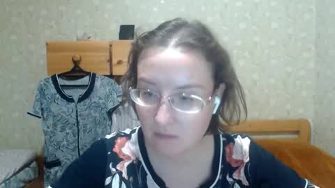 Snapshot of smart_rose chatting on 10.13.25 smart_rose online show from 10.13.25