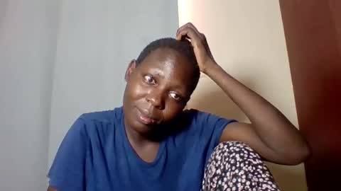 Snapshot of smilecuty chatting on 02.18.25 Nancy Akinyi Otieno online show from 02.18.25