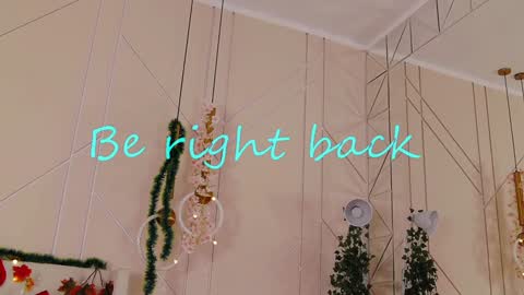 Snapshot of smiley_mia_ chatting on 01.13.25 Mia online show from 01.13.25