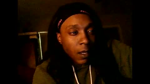 Snapshot of smokegoddess35 chatting on 12.14.24 SmokeGoddess35 online show from 12.14.24