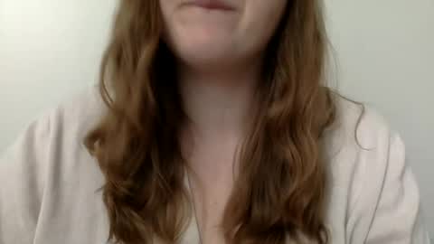 Snapshot of smokeshow3 chatting on 02.21.25 smokeshow3 online show from 02.21.25