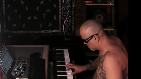 Smokey915 online show from 02.22.25
