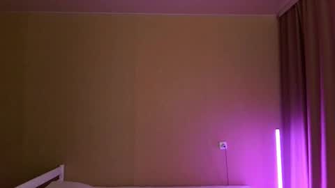 Snapshot of smokin7sexy7style chatting on 11.16.25 Matt Daemon online show from 11.16.25