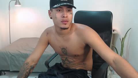 Snapshot of snak_master1 chatting on 09.12.25 snak_master1 online show from 09.12.25