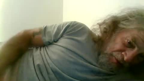Snapshot of snap2play chatting on 09.22.25 snap2play online show from 09.22.25