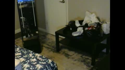 Snapshot of snizniz chatting on 02.25.25 snizniz online show from 02.25.25