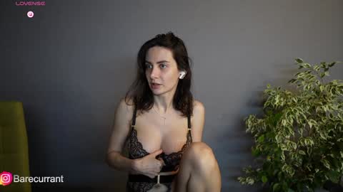 Snapshot of sochnogirls chatting on 01.30.25 Yesenia online show from 01.30.25