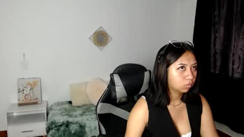 Snapshot of soffia__666 chatting on 10.12.25 sofia online show from 10.12.25