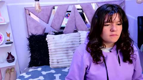 Sofi Noa online show from 10.07.25