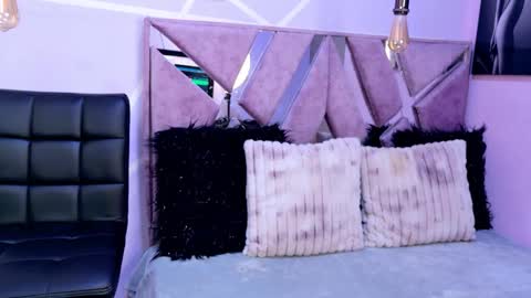 Sofi Noa online show from 10.09.25