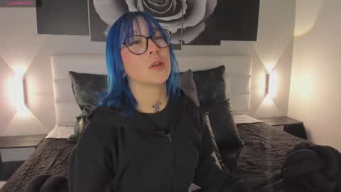 sofi_sp online show from 11.04.25