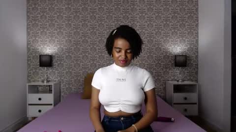 Snapshot of sofi_z chatting on 12.28.24 Sofi online show from 12.28.24