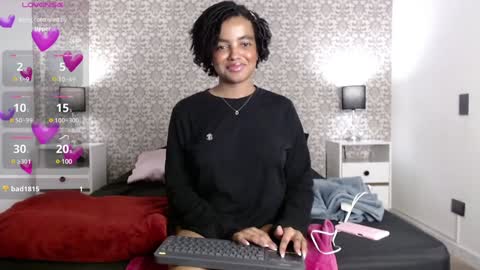 Snapshot of sofi_z chatting on 02.06.25 Sofi online show from 02.06.25