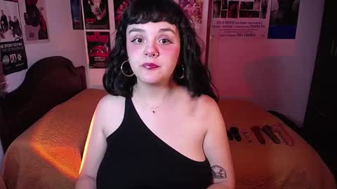 Snapshot of sofia_coolle chatting on 10.06.25 Sofi online show from 10.06.25