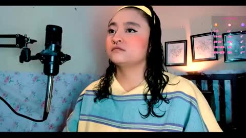 Snapshot of sofia_tabares chatting on 02.08.25 Demi Sofia online show from 02.08.25