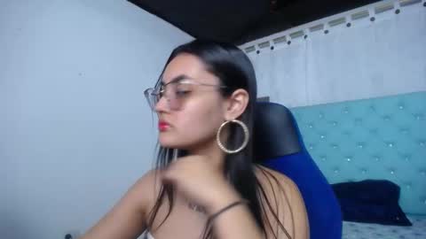 Sofia online show from 10.15.25