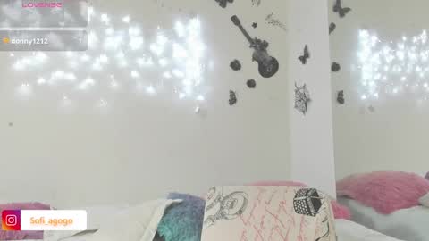 Snapshot of sofiacruz16 chatting on 02.05.25 sofiacruz16 online show from 02.05.25