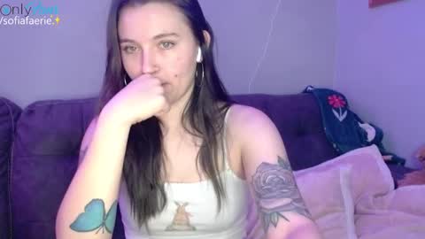 Snapshot of sofiafaerie chatting on 12.29.24 sofiafaerie online show from 12.29.24