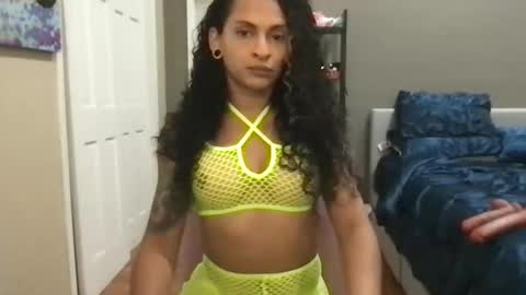 Sofia Luxx TS online show from 09.21.25