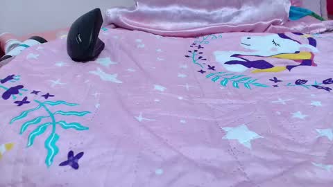 Sofiamillerrs online show from 02.11.25